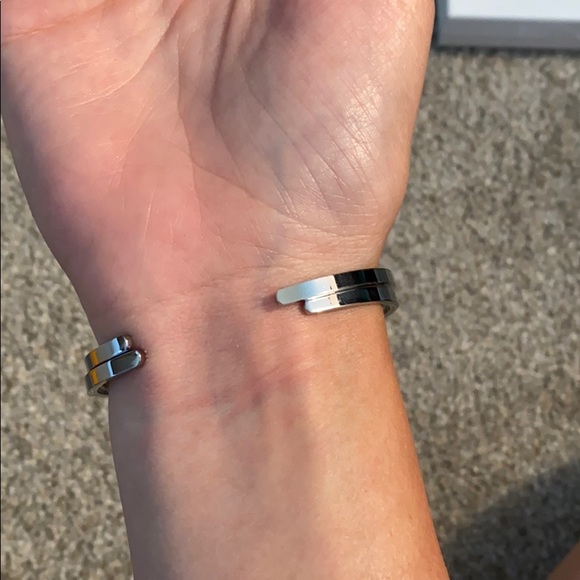 Mantra Bands - Picture 2 of 3